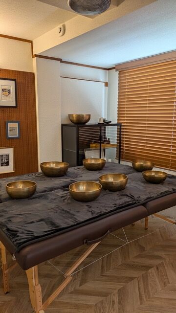 Tibetan singing bowls